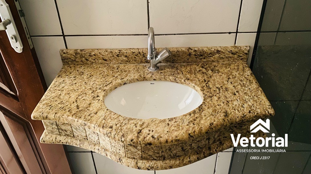 Foto Casa para aluguel com 4 quartos, sendo 02 com suíte, churrasqueira, garagem coberta - Morada da Lua - Barreiras/Bahia