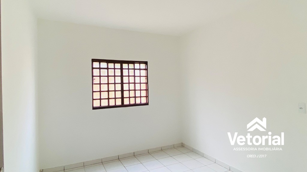Foto Casa para aluguel com 4 quartos, sendo 02 com suíte, churrasqueira, garagem coberta - Morada da Lua - Barreiras/Bahia