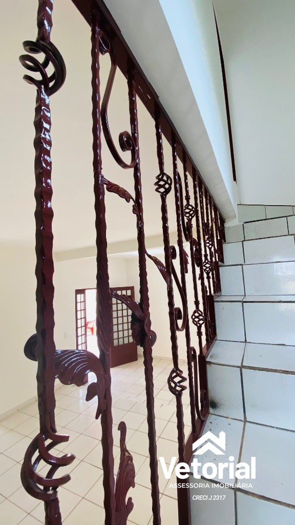 Foto Casa para aluguel com 4 quartos, sendo 02 com suíte, churrasqueira, garagem coberta - Morada da Lua - Barreiras/Bahia