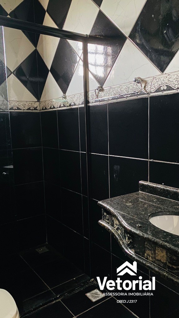 Foto Casa para aluguel com 4 quartos, sendo 02 com suíte, churrasqueira, garagem coberta - Morada da Lua - Barreiras/Bahia