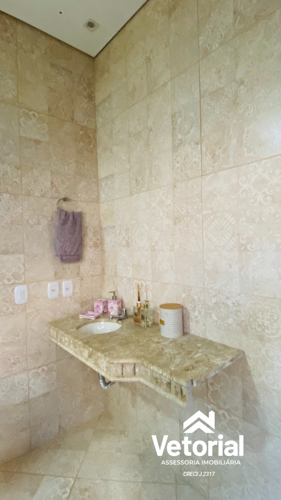 Foto Casa Luxo - 04 suítes, sendo 01 com closet, piscina com cascata, grande área de lazer, localização incrível - Barreiras/Bahia