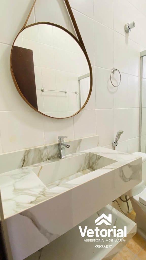 Foto Casa para locação: 3 quartos, 1 suíte, varandas, 150 m² de área, garagem ampla, quintal, churrasqueira - Barreiras/Ba