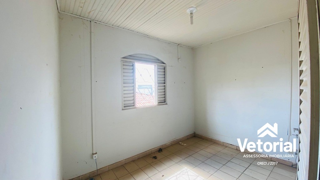Foto Ponto comercial para locação no centro da cidade - 200 m², 4 salas, 03 banheiros e muito mais - Barreiras/Ba