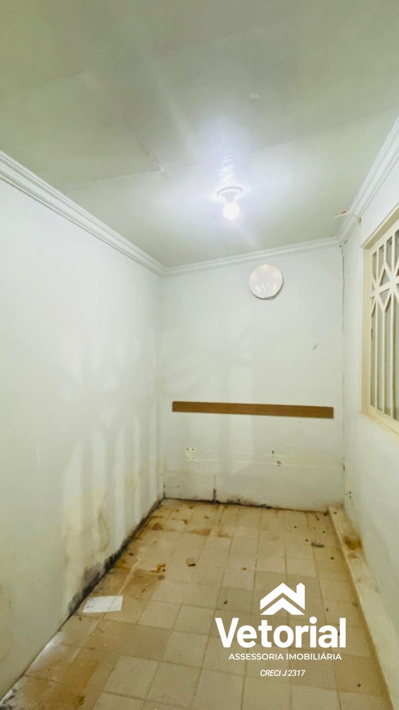 Foto Ponto comercial para locação no centro da cidade - 200 m², 4 salas, 03 banheiros e muito mais - Barreiras/Ba