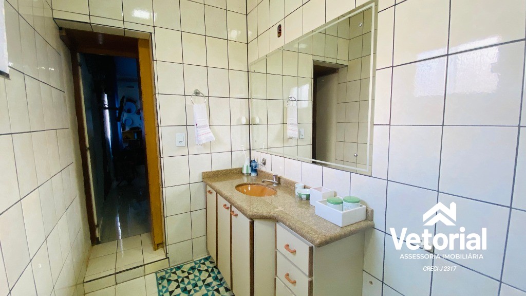 Foto Casa Luxo - 04 suítes, sendo 01 com closet, piscina com cascata, grande área de lazer, localização incrível - Barreiras/Bahia