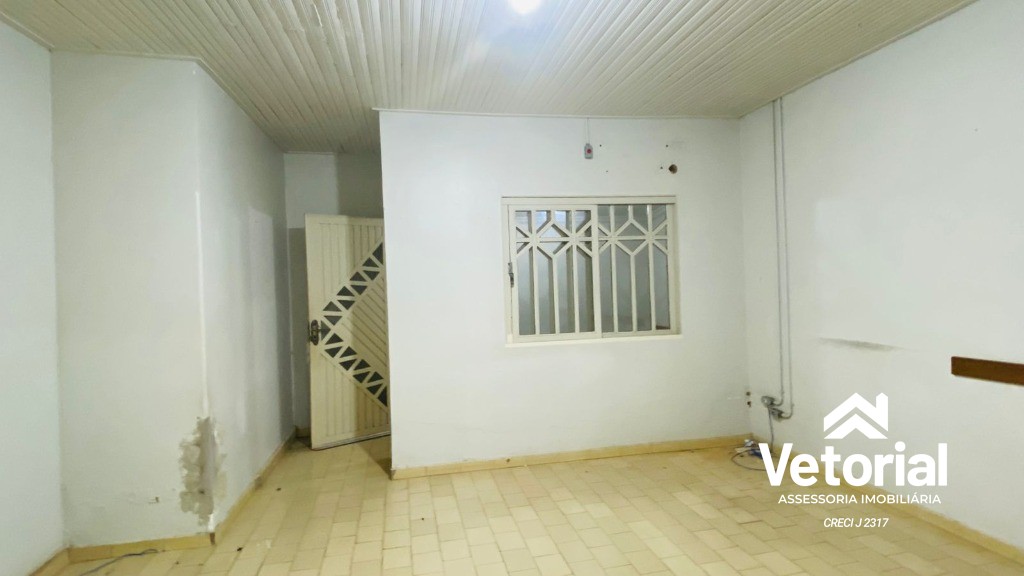 Foto Ponto comercial para locação no centro da cidade - 200 m², 4 salas, 03 banheiros e muito mais - Barreiras/Ba