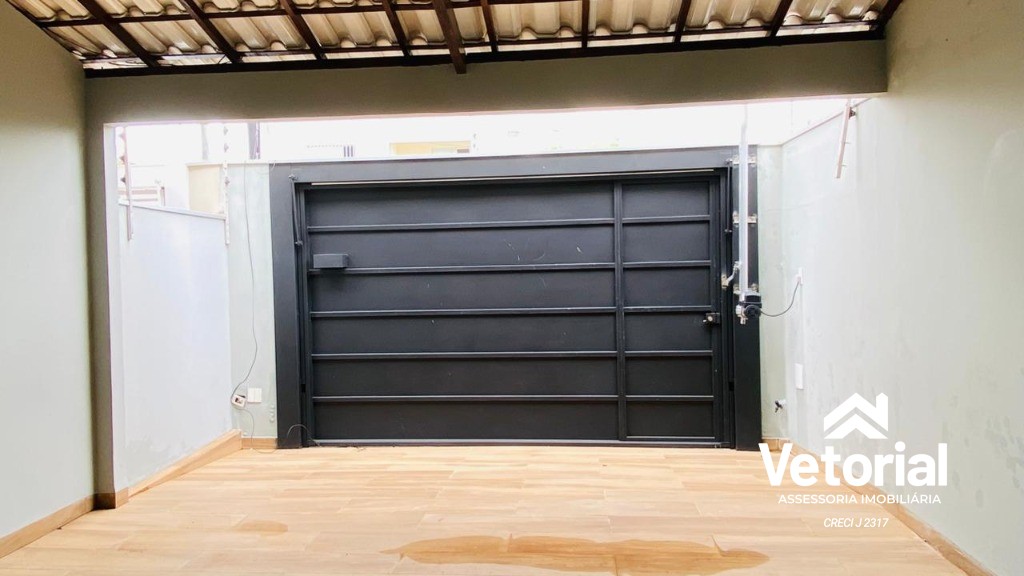 Foto Casa para locação: 3 quartos, 1 suíte, varandas, 150 m² de área, garagem ampla, quintal, churrasqueira - Barreiras/Ba