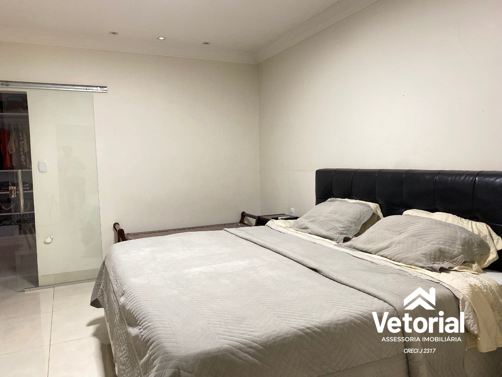 Foto Casa Luxo - 04 suítes, sendo 01 com closet, piscina com cascata, grande área de lazer, localização incrível - Barreiras/Bahia