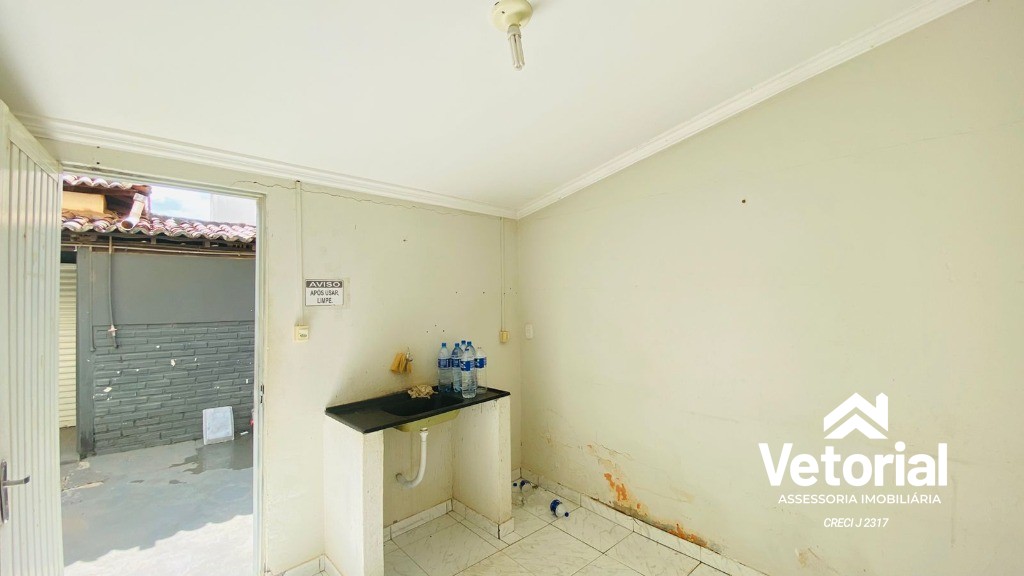 Foto Ponto comercial para locação no centro da cidade - 200 m², 4 salas, 03 banheiros e muito mais - Barreiras/Ba