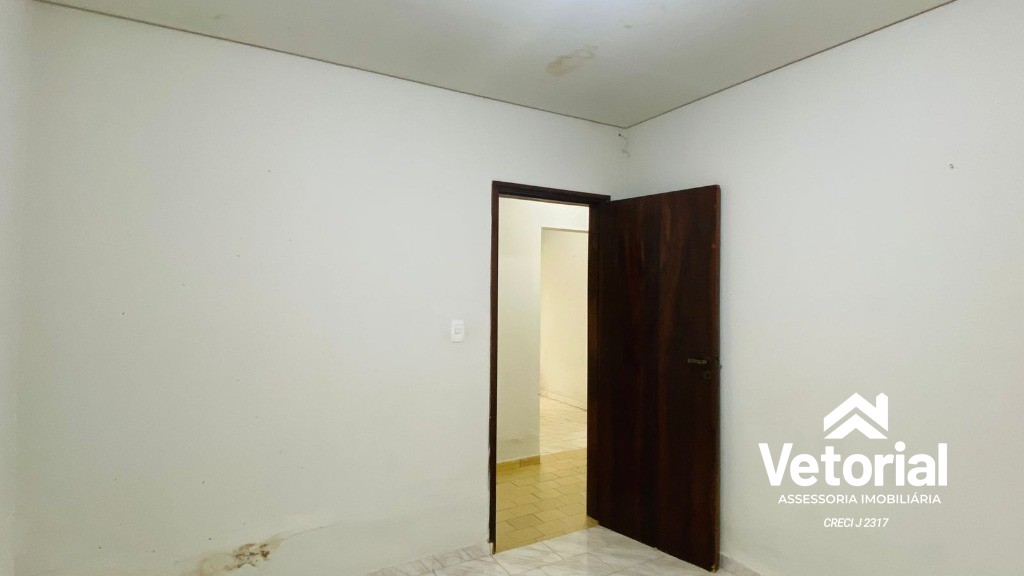 Foto Ponto comercial para locação no centro da cidade - 200 m², 4 salas, 03 banheiros e muito mais - Barreiras/Ba