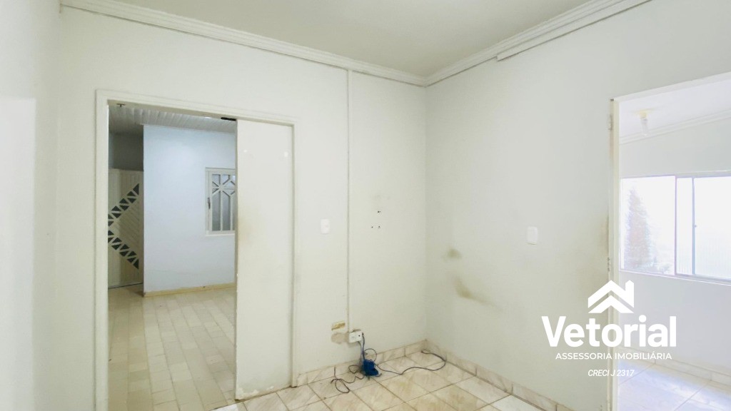 Foto Ponto comercial para locação no centro da cidade - 200 m², 4 salas, 03 banheiros e muito mais - Barreiras/Ba