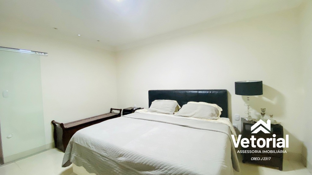 Foto Casa Luxo - 04 suítes, sendo 01 com closet, piscina com cascata, grande área de lazer, localização incrível - Barreiras/Bahia