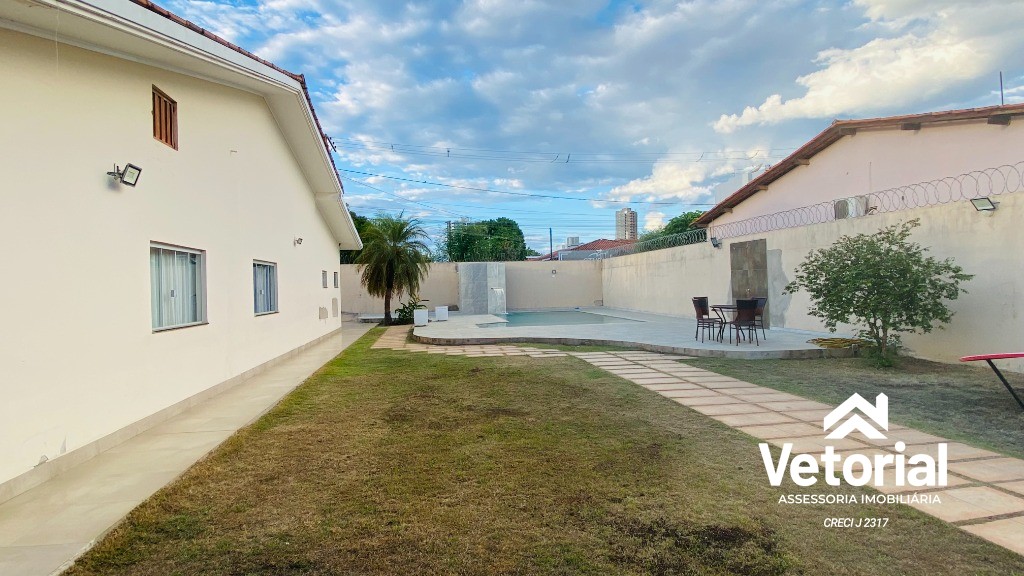 Foto Casa Luxo - 04 suítes, sendo 01 com closet, piscina com cascata, grande área de lazer, localização incrível - Barreiras/Bahia