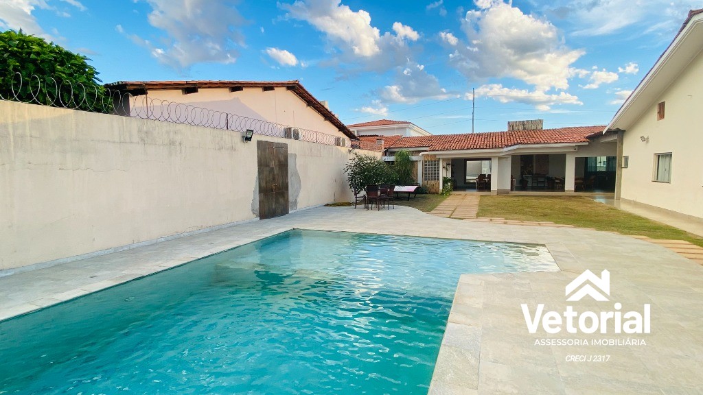 Foto Casa Luxo - 04 suítes, sendo 01 com closet, piscina com cascata, grande área de lazer, localização incrível - Barreiras/Bahia