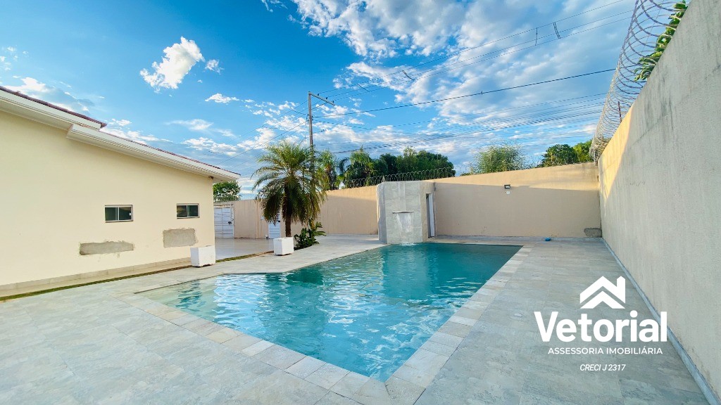 Foto Casa Luxo - 04 suítes, sendo 01 com closet, piscina com cascata, grande área de lazer, localização incrível - Barreiras/Bahia