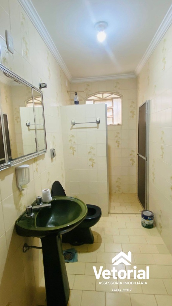 Foto Ponto comercial para locação no centro da cidade - 200 m², 4 salas, 03 banheiros e muito mais - Barreiras/Ba