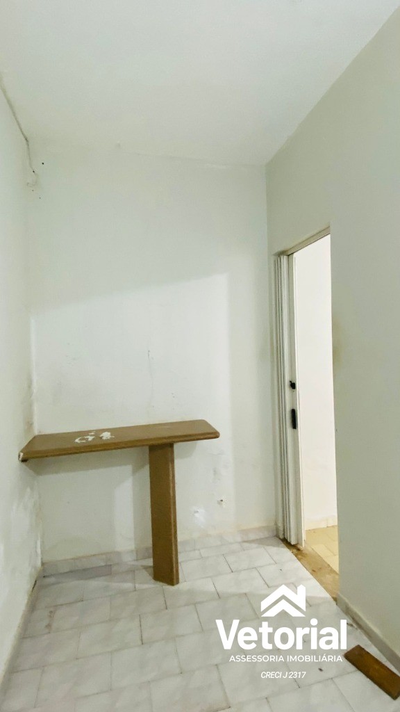 Foto Ponto comercial para locação no centro da cidade - 200 m², 4 salas, 03 banheiros e muito mais - Barreiras/Ba