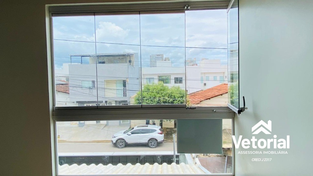 Foto Casa para locação: 3 quartos, 1 suíte, varandas, 150 m² de área, garagem ampla, quintal, churrasqueira - Barreiras/Ba