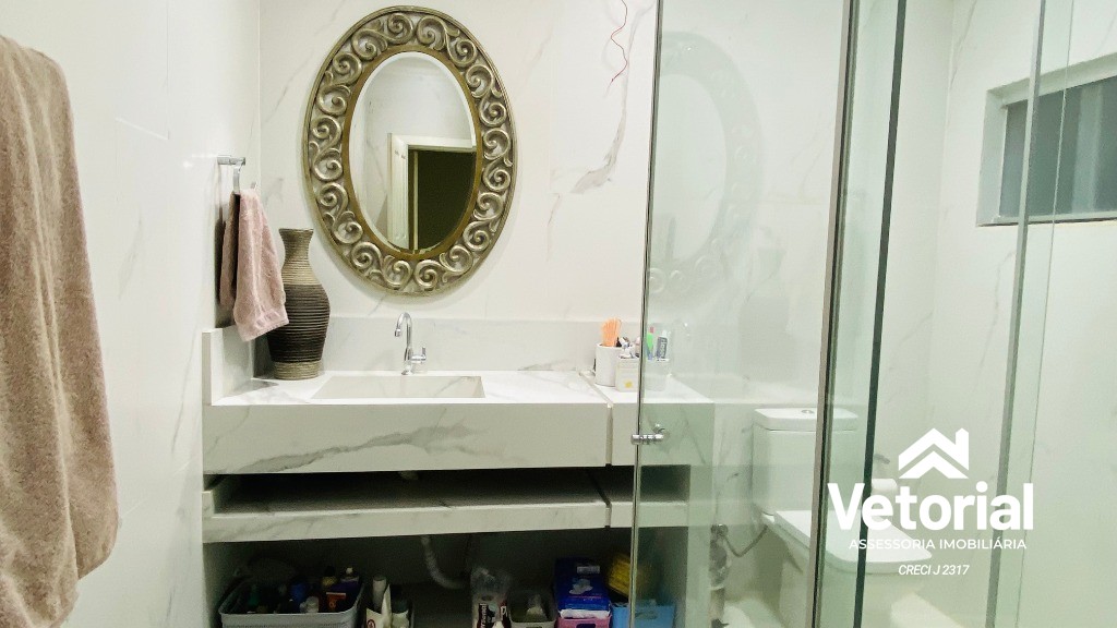 Foto Casa Luxo - 04 suítes, sendo 01 com closet, piscina com cascata, grande área de lazer, localização incrível - Barreiras/Bahia