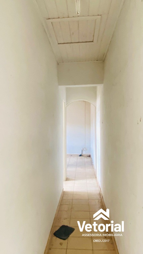 Foto Ponto comercial para locação no centro da cidade - 200 m², 4 salas, 03 banheiros e muito mais - Barreiras/Ba