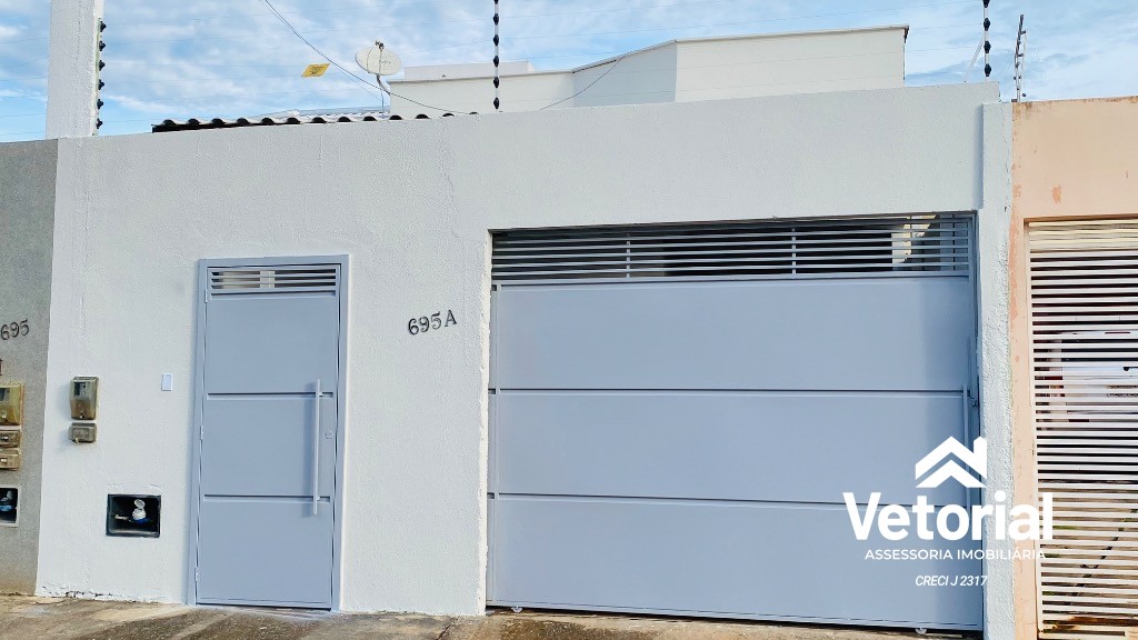 Foto Casa com 3 quartos, sendo 01 com suíte, 02 vagas de garagem, armário na cozinha e muito mais! Bairro Bandeirantes - Barreiras/Bahia