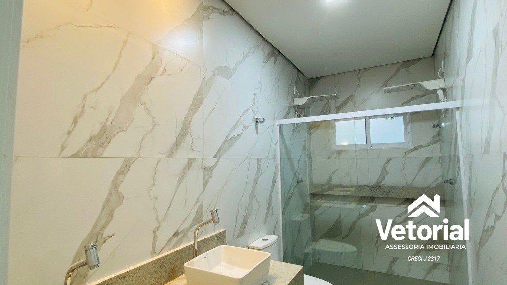 Foto Casa D'Oro - um mix de sensações em um unico loca! 3 suítes, sendo 01 master, área de lazer incrível, garagens, literalmente Alto Padrão!