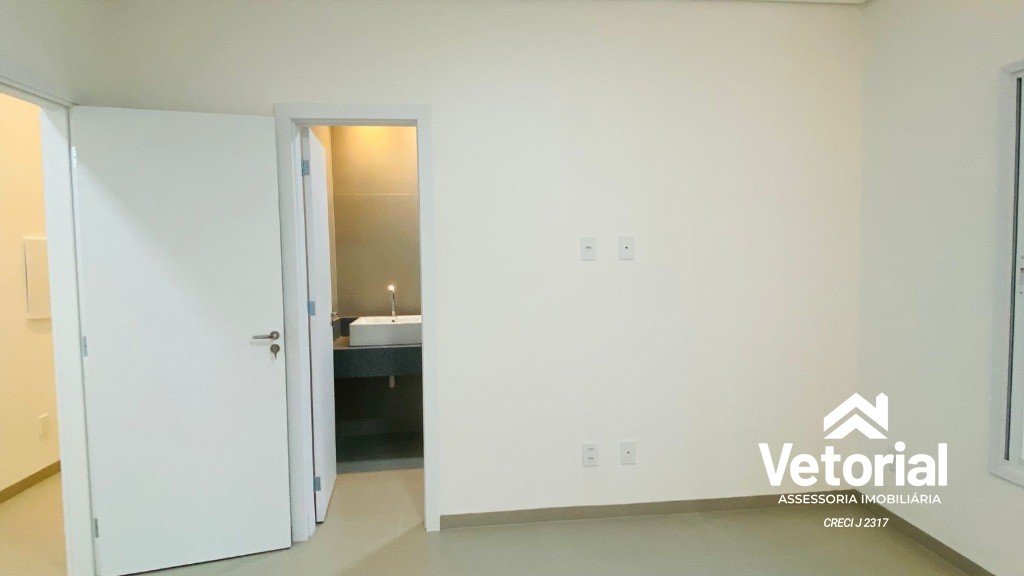 Foto Casa D'Oro - um mix de sensações em um unico loca! 3 suítes, sendo 01 master, área de lazer incrível, garagens, literalmente Alto Padrão!