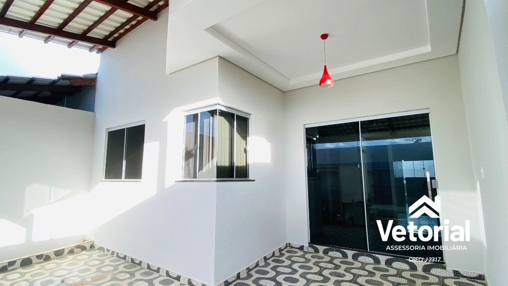 Foto Casa com 3 quartos, sendo 01 com suíte, 02 vagas de garagem, armário na cozinha e muito mais! Bairro Bandeirantes - Barreiras/Bahia