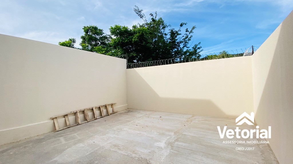 Foto Casa de 3 quartos, sendo 01 com suíte, 105 m² de área construída, 180 m² de terreno - Morada da Lua