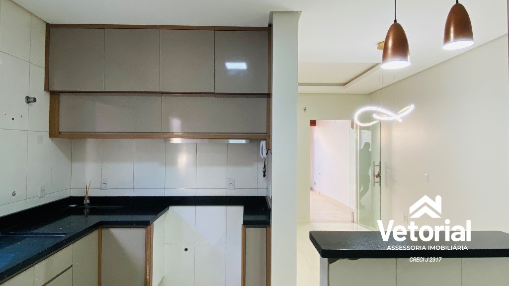 Foto Casa para locação com 2 quartos, sendo 01 com suíte, armários plajenados, garagem ampla, localização privilegiada - Bandeirantes, Barreiras, Bahia.