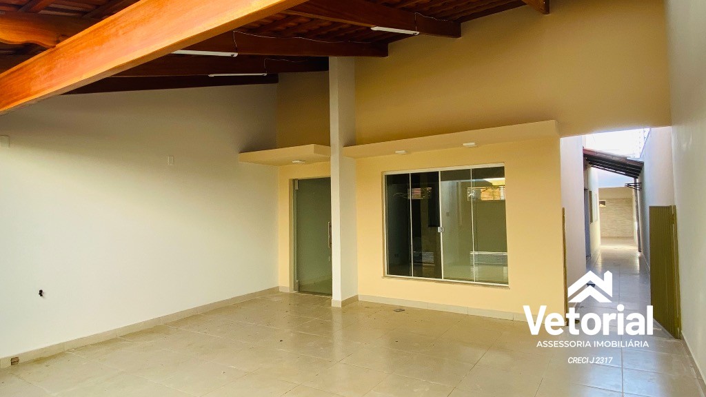 Foto Casa para locação com 2 quartos, sendo 01 com suíte, armários plajenados, garagem ampla, localização privilegiada - Bandeirantes, Barreiras, Bahia.