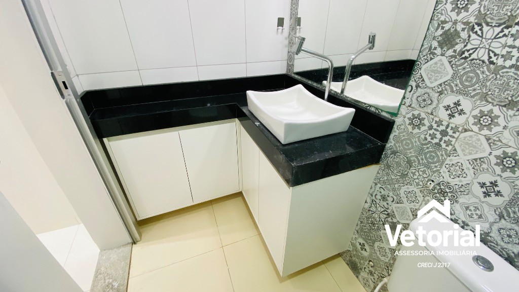 Foto Casa para locação com 2 quartos, sendo 01 com suíte, armários plajenados, garagem ampla, localização privilegiada - Bandeirantes, Barreiras, Bahia.