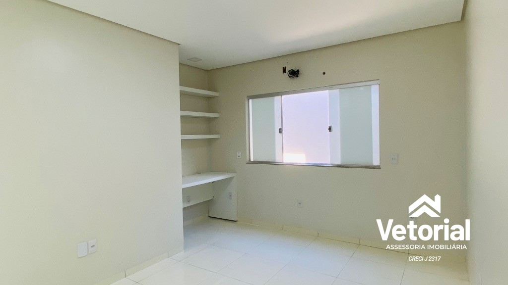 Foto Casa para locação com 2 quartos, sendo 01 com suíte, armários plajenados, garagem ampla, localização privilegiada - Bandeirantes, Barreiras, Bahia.