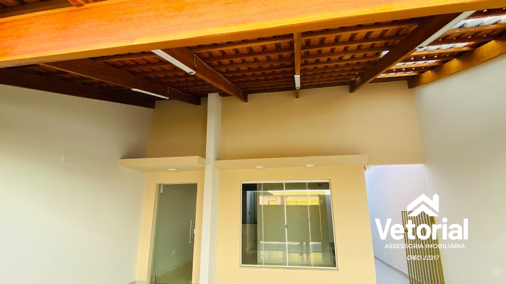 Foto Casa para locação com 2 quartos, sendo 01 com suíte, armários plajenados, garagem ampla, localização privilegiada - Bandeirantes, Barreiras, Bahia.