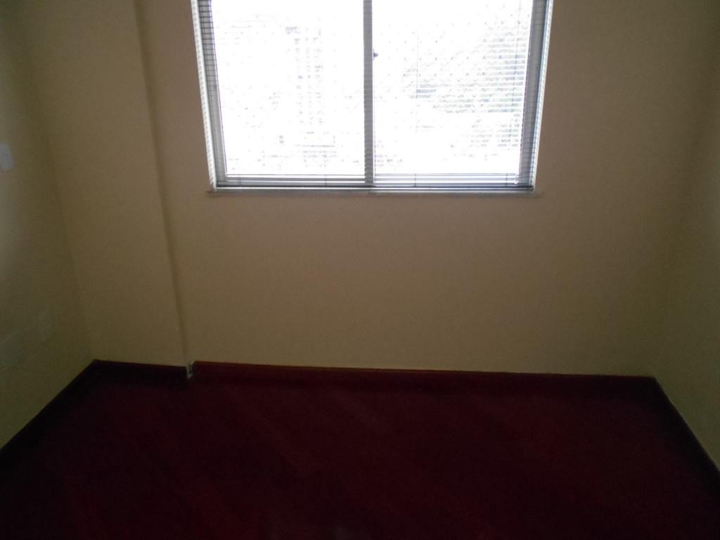 Apartamento à venda com 2 quartos, 110m² - Foto 8