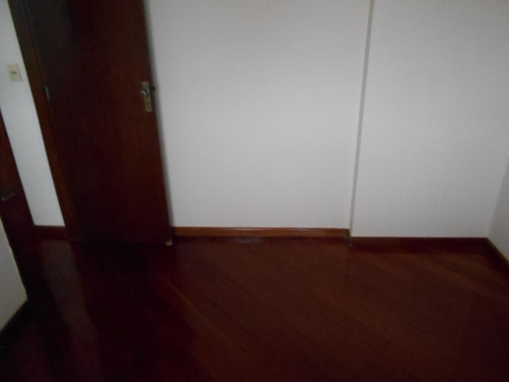 Apartamento à venda com 2 quartos, 110m² - Foto 6