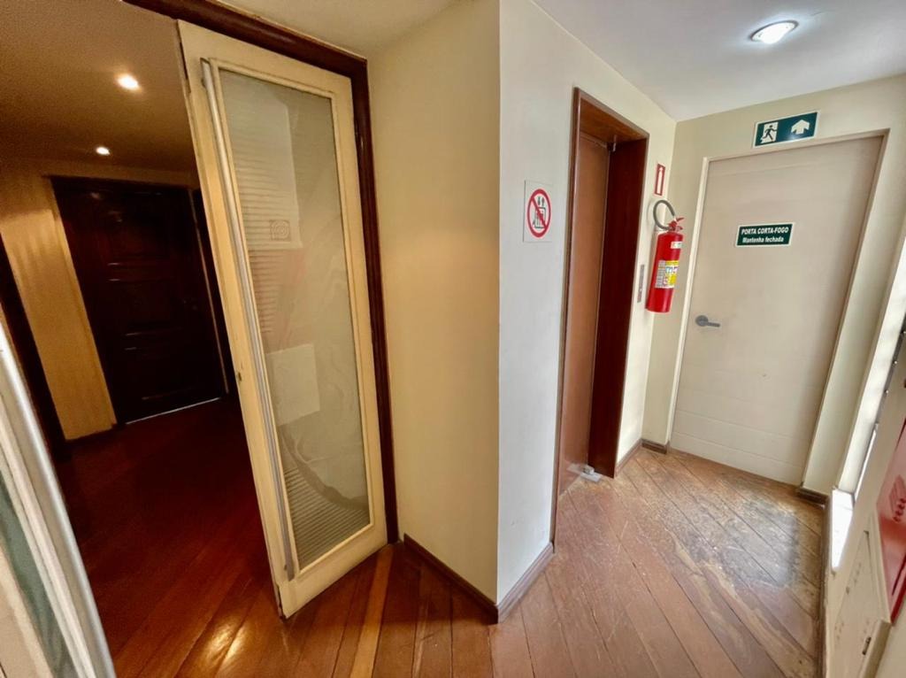 Apartamento à venda com 6 quartos, 485m² - Foto 25