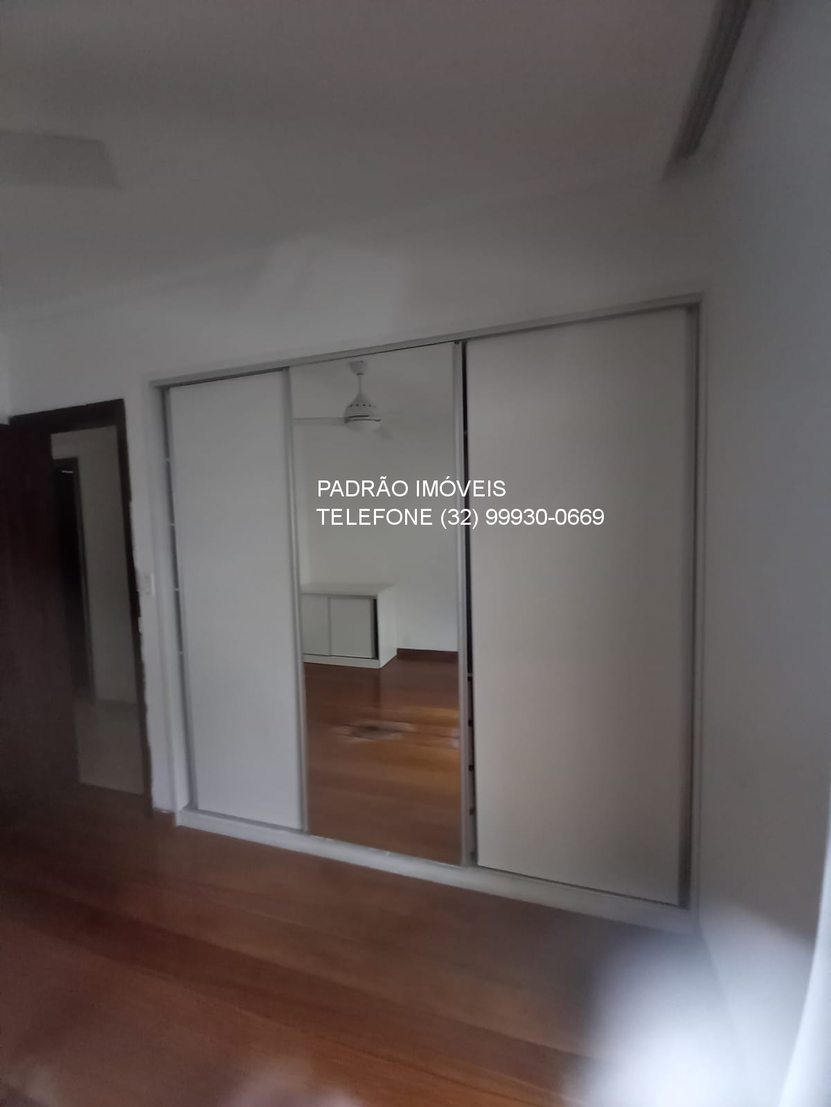 Apartamento à venda com 3 quartos, 208m² - Foto 11