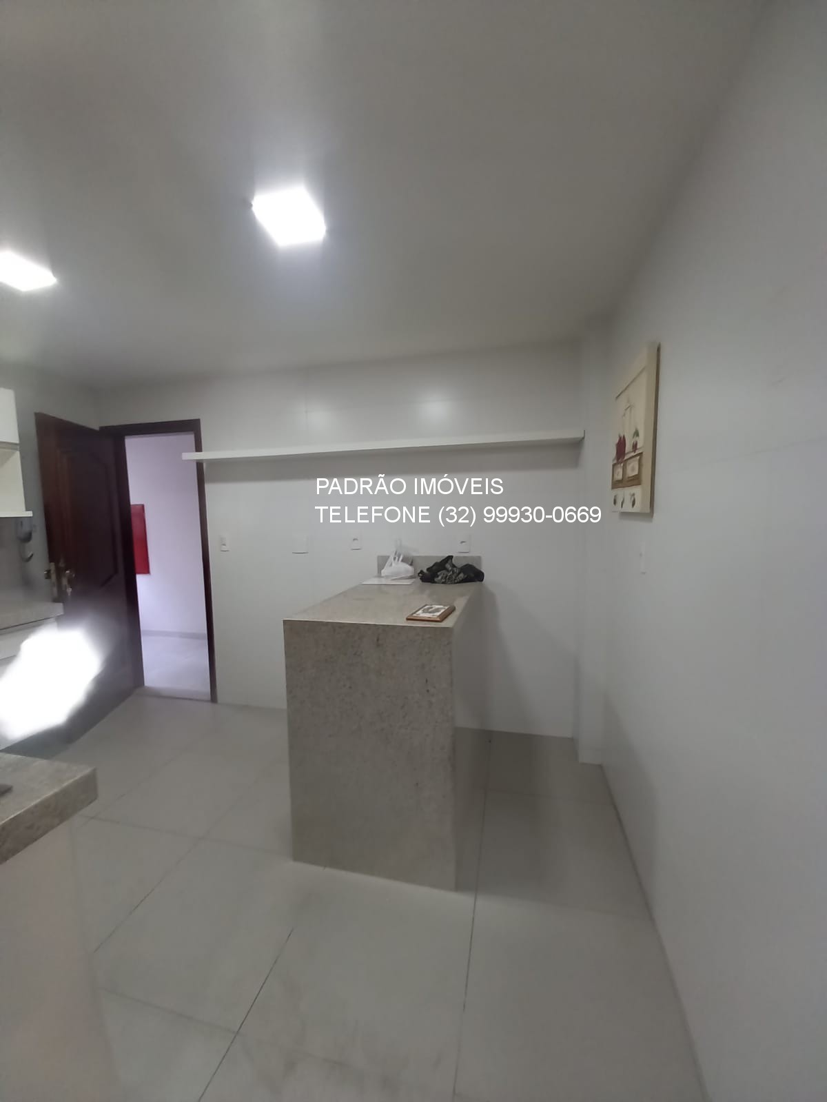 Apartamento à venda com 3 quartos, 208m² - Foto 14