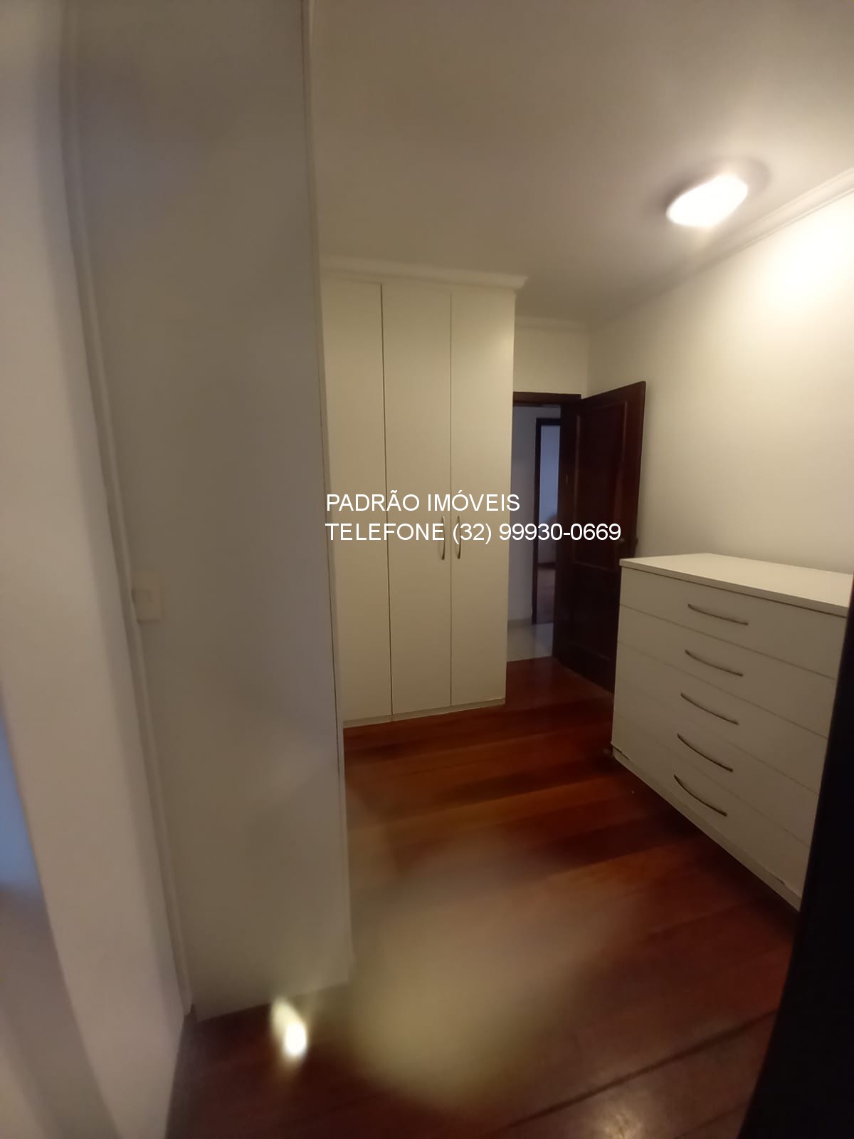 Apartamento à venda com 3 quartos, 208m² - Foto 5