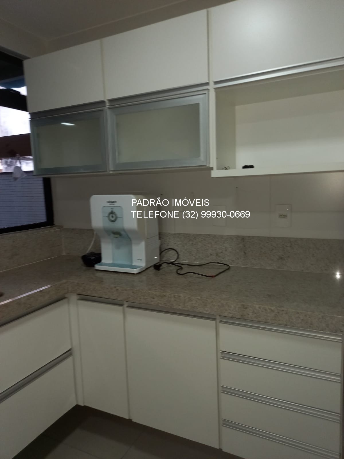 Apartamento à venda com 3 quartos, 208m² - Foto 30