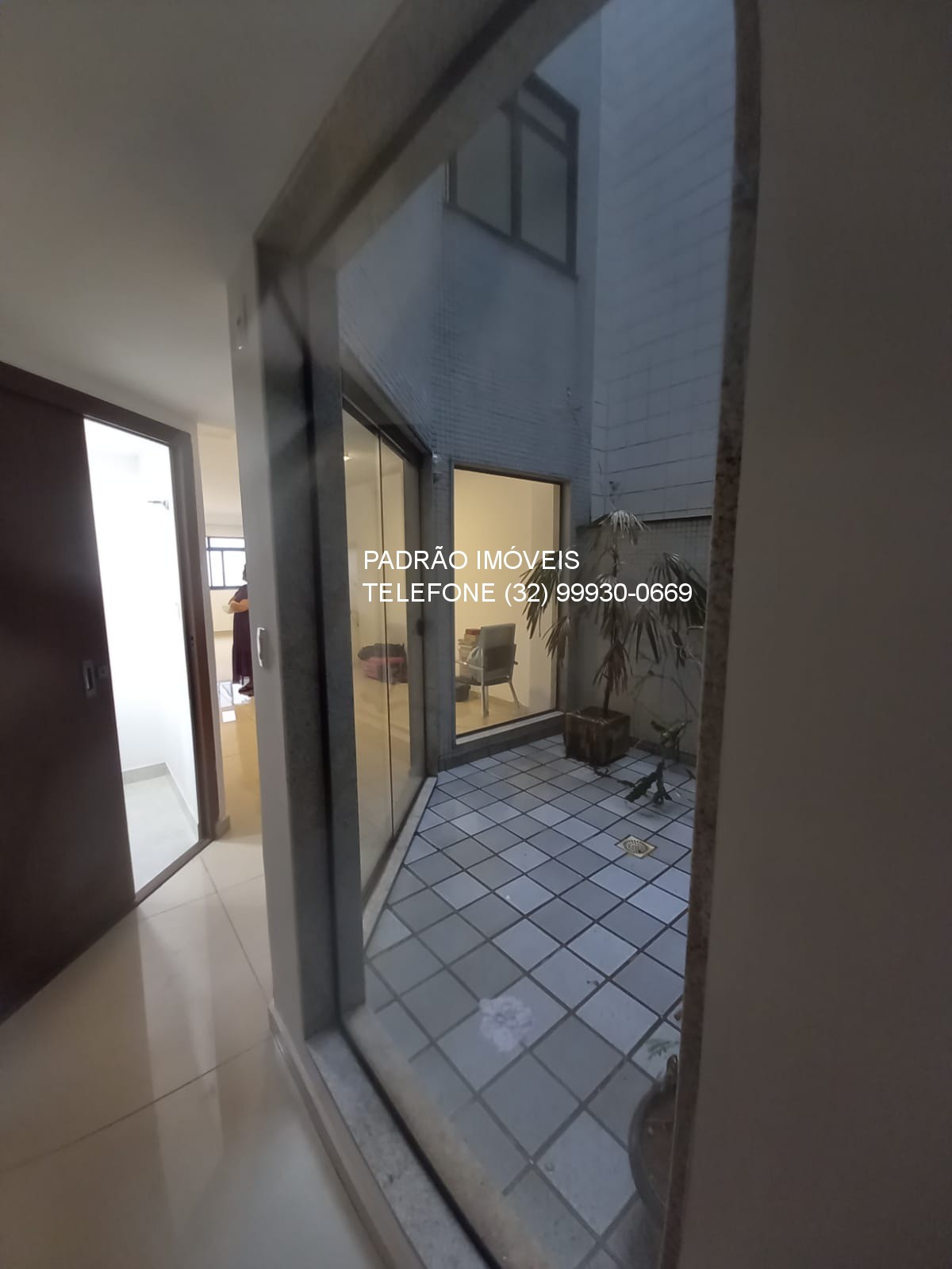 Apartamento à venda com 3 quartos, 208m² - Foto 28