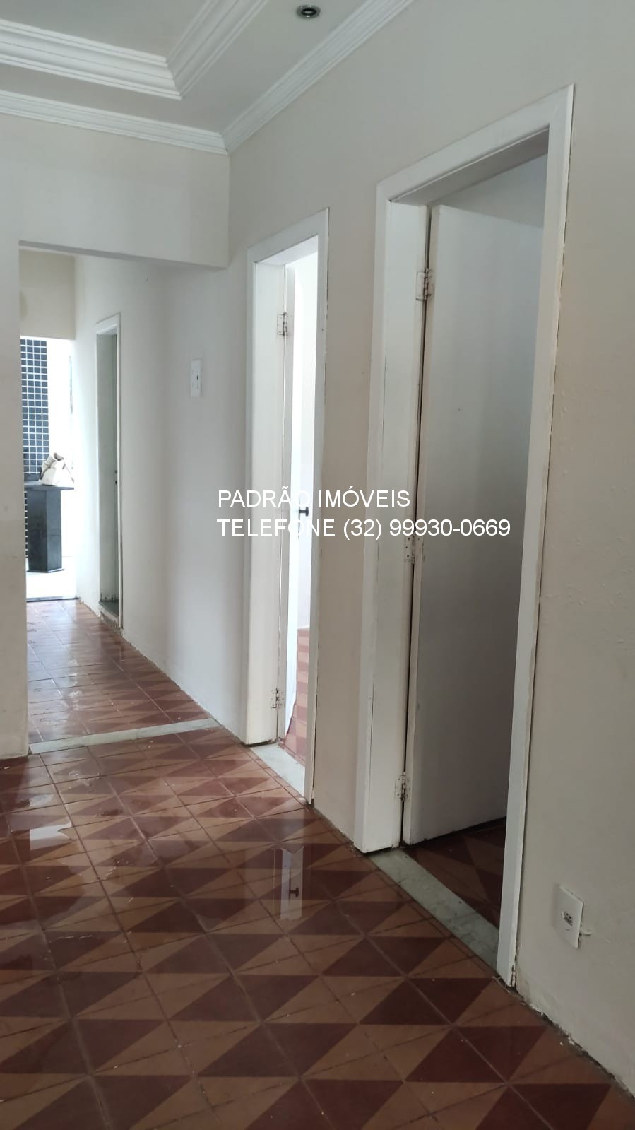 Casa à venda com 3 quartos, 80m² - Foto 4