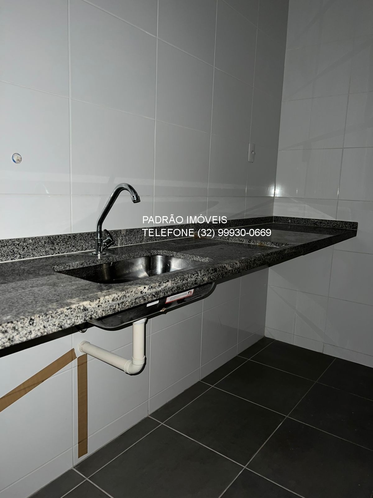 Apartamento à venda com 2 quartos, 70m² - Foto 9