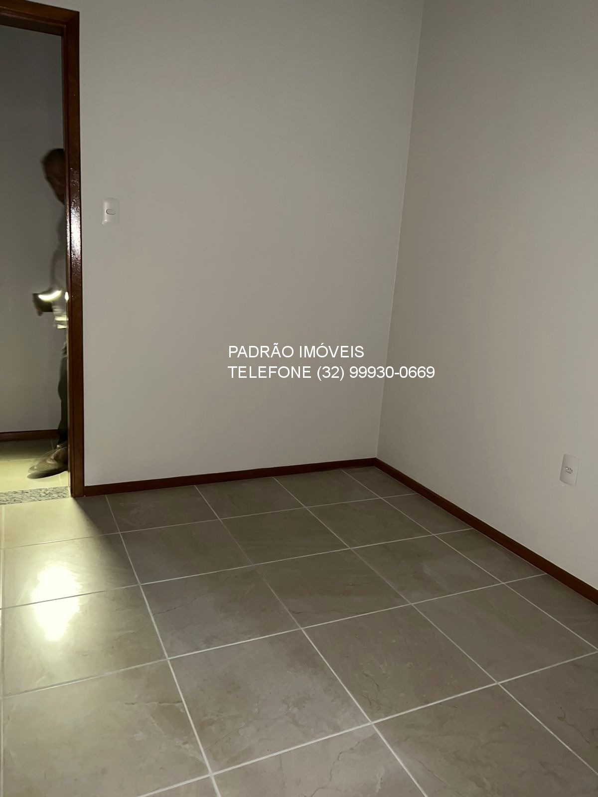 Apartamento à venda com 2 quartos, 70m² - Foto 11