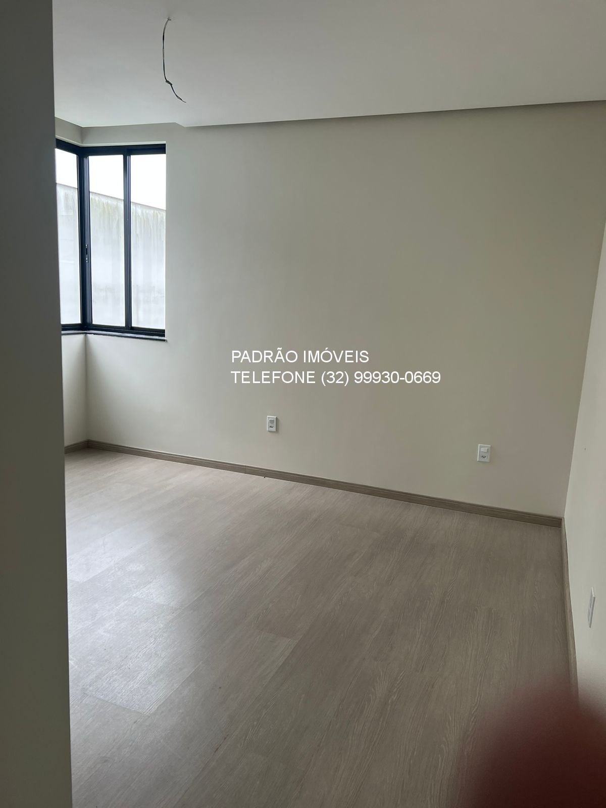 Casa à venda com 4 quartos, 1m² - Foto 9