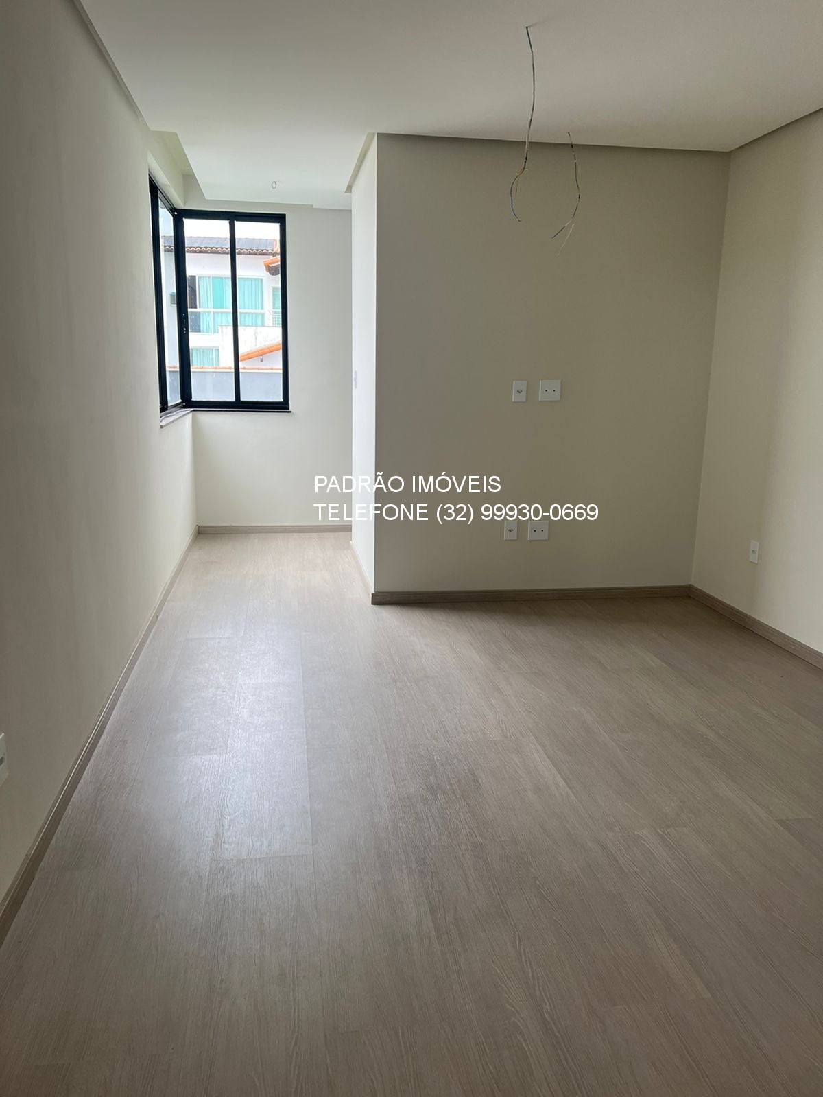 Casa à venda com 4 quartos, 1m² - Foto 8