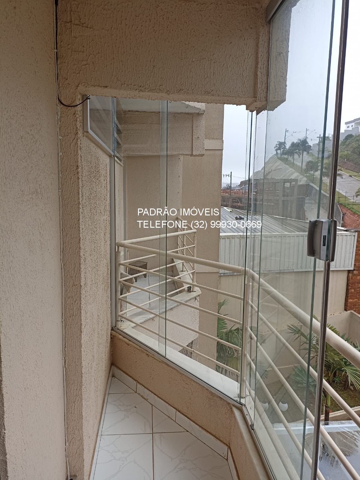 Apartamento à venda com 2 quartos, 60m² - Foto 1