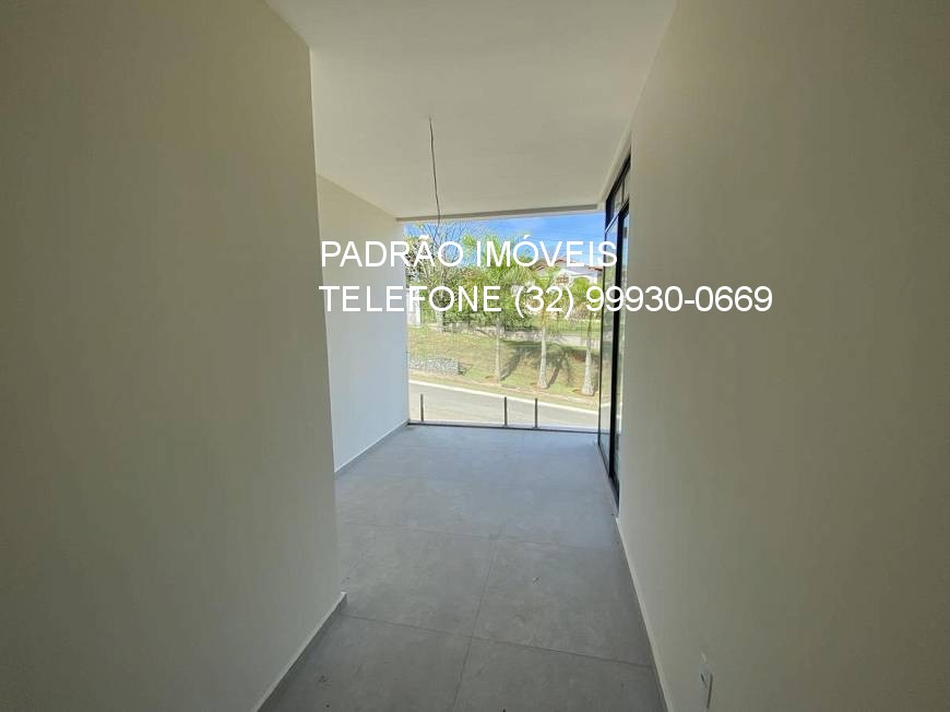 Casa à venda com 4 quartos, 350m² - Foto 39