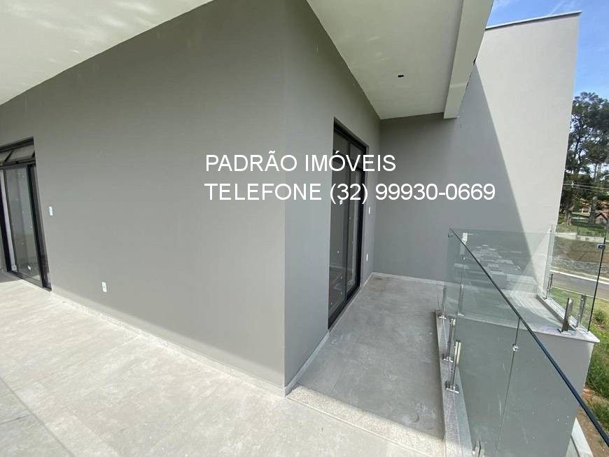 Casa à venda com 4 quartos, 350m² - Foto 37